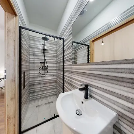 Roomspoznan Pl - Apartamenty I Pokoje Polwiejska 20 - 24H Self Check-In Zewnętrze zdjęcie