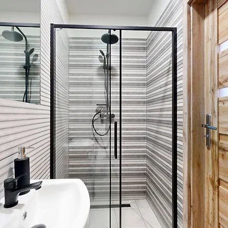 Roomspoznan Pl - Apartamenty I Pokoje Polwiejska 20 - 24H Self Check-In Zewnętrze zdjęcie