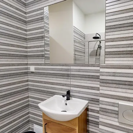Roomspoznan Pl - Apartamenty I Pokoje Polwiejska 20 - 24H Self Check-In Zewnętrze zdjęcie