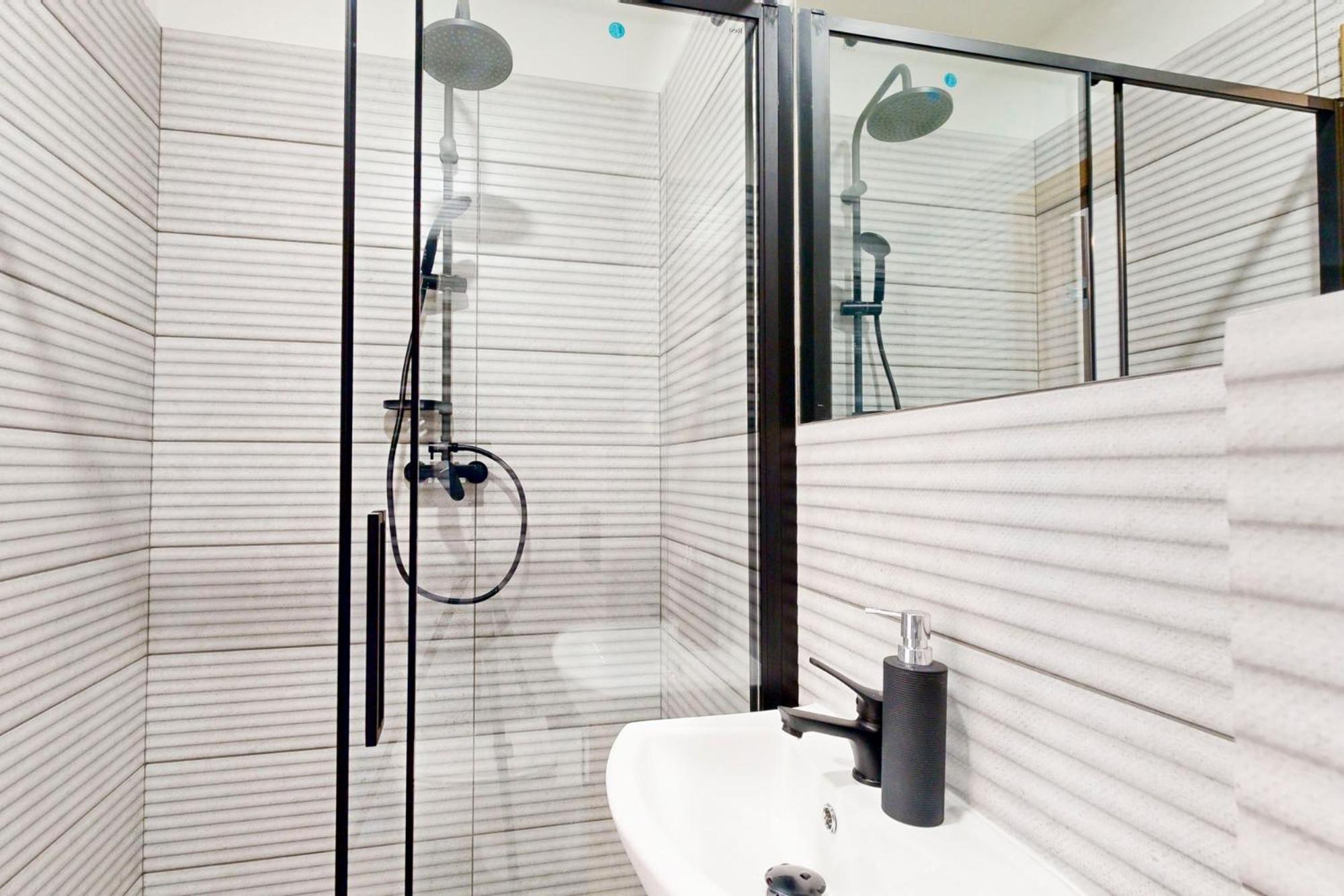 Apartment Roomspoznan Pl - I Polwiejska 20 - 24h Self Check-in Poznan
